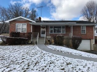 932 Allison Rd, Piney Flats, TN 37686