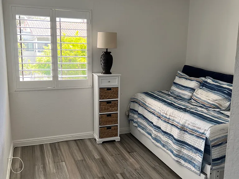 25035 Peachland Ave #276 — Photo 11