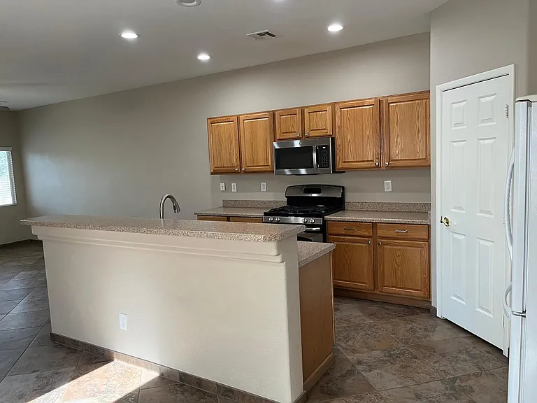 8908 Happy Stream Ave — Photo 5