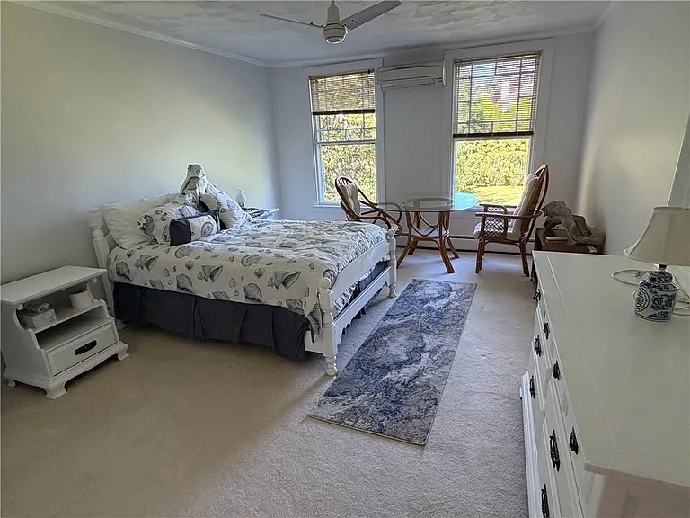 141 Narragansett Ave #2B — Photo 17
