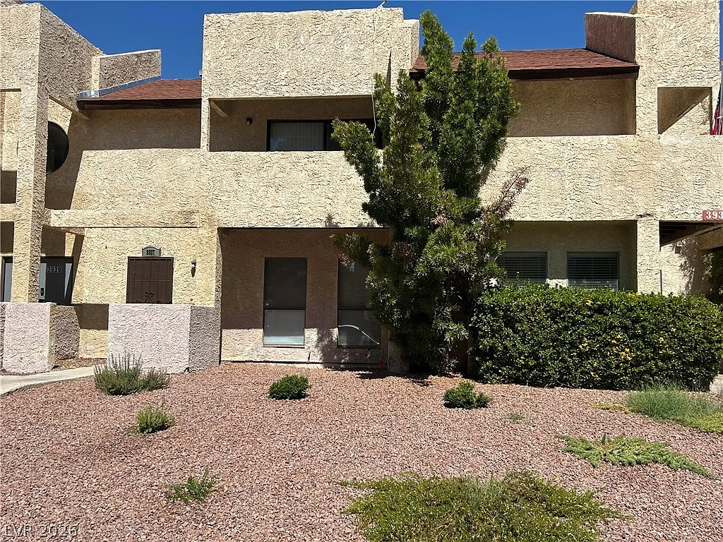 2 bed, 1.5 bath, 1280 sqft, $1,750 — Photo 2