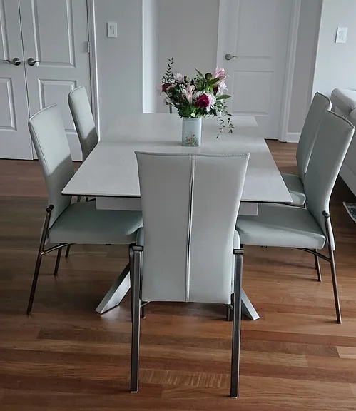 2900 W Irving Park Rd #305 — Photo 9