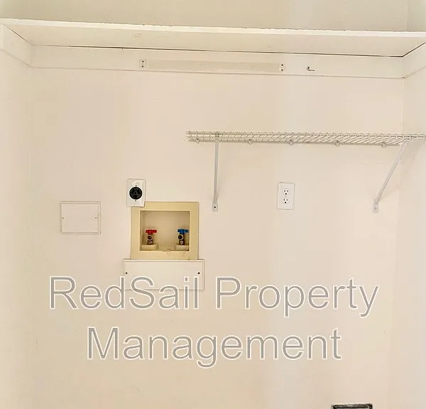 5310 Gardner Ct — Photo 14