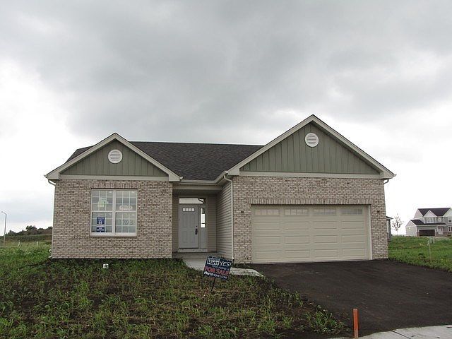 2nd image of 993 Amethyst Ln
