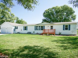 27135 S Scheer Rd, Manhattan, IL 60442