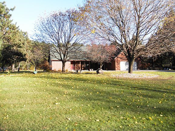 4 bedroom home 1.03 acres