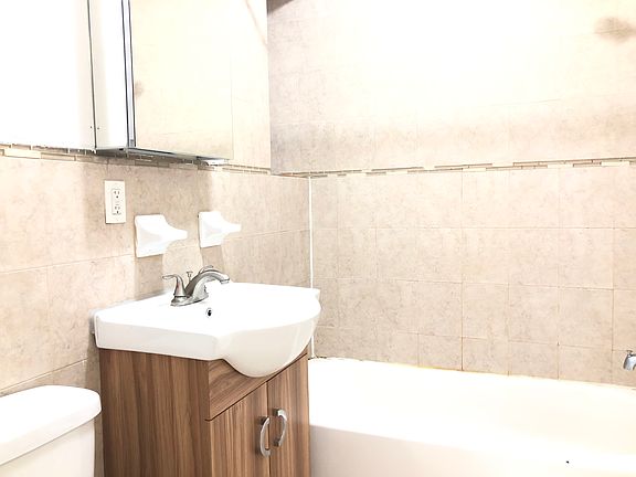 4th image of 2729 John F Kennedy Blvd #15E