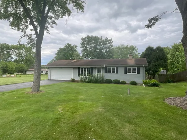 11N717 Win Haven Dr, Elgin, IL 60124