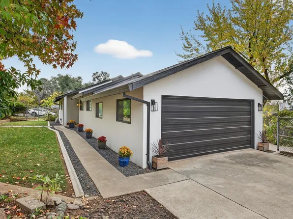 2280 Pinon Rd, Rescue, CA 95672