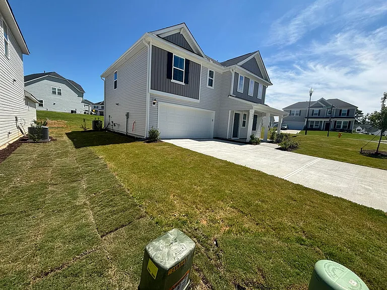 800 Putney Hill Rd — Photo 2