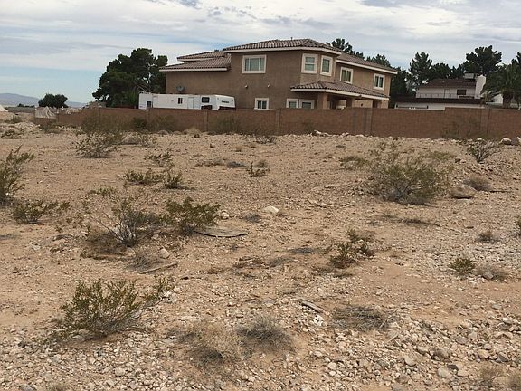 4th image of .610 Vacant Lot For Sale On Peaceful Street
