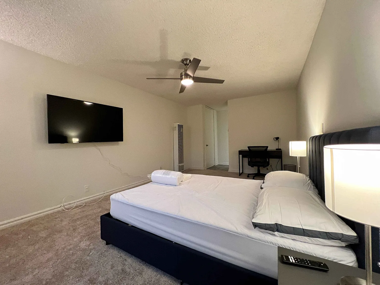 3 bed, 1300 sqft, $1,750 — Photo 1