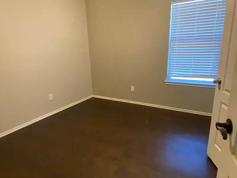 10413 Trevino Ln — Photo 27