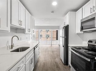 72 Spruce St, Stamford, CT 06902