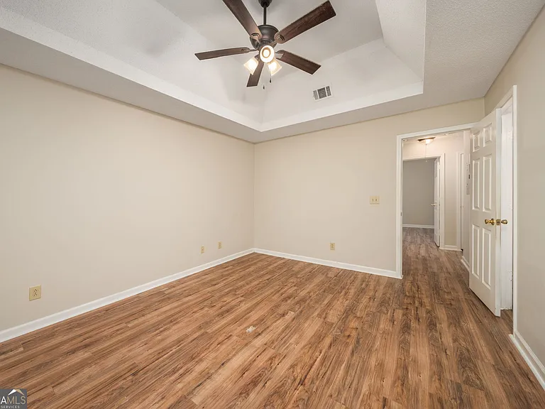 536 Loblolly Ln — Photo 23