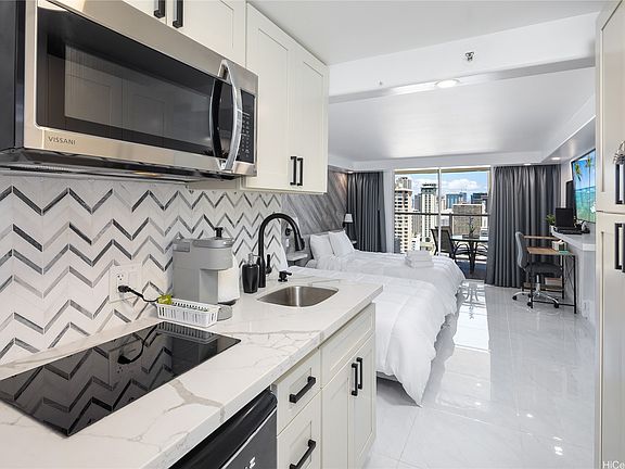 4th image of 445 Seaside Ave APT 2810