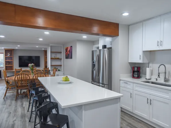 3390 E Santa Rosa Ave, Salt Lake City, UT 84109