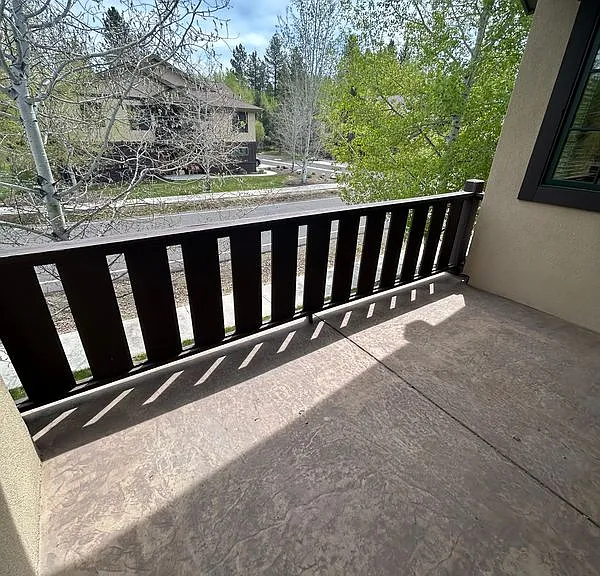 1524 Roosevelt Ave — Photo 31