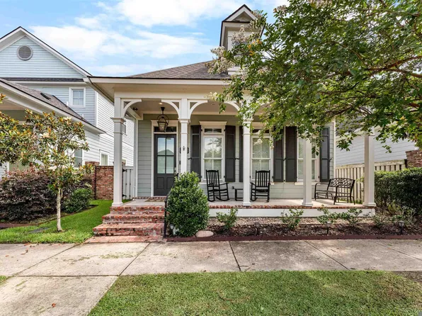 1137 Memorial Sq, Zachary, LA 70791