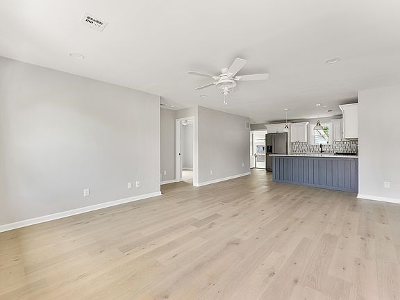5th image of 108 Tennessee Ave