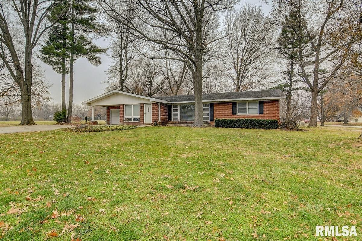 117 E Brown St, Divernon, IL 62530 Zillow