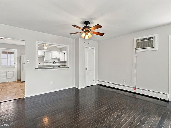 5th image of 604 Gary Ln