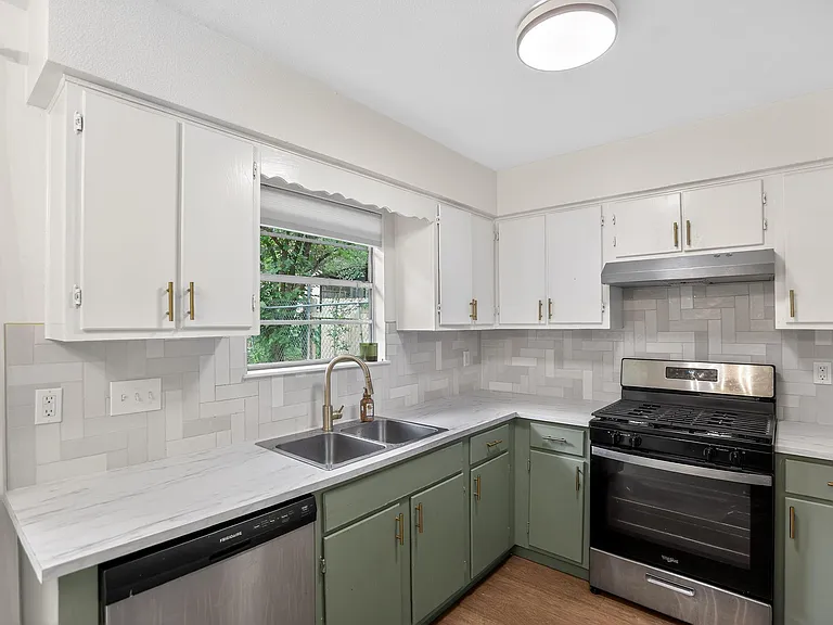 6908 Pondsdale Ln — Photo 6