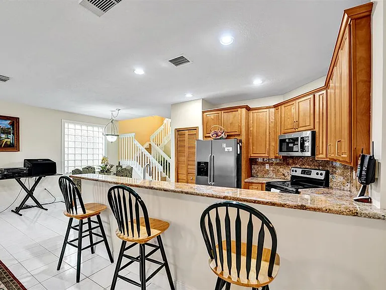 15241 SW 51st St — Photo 17