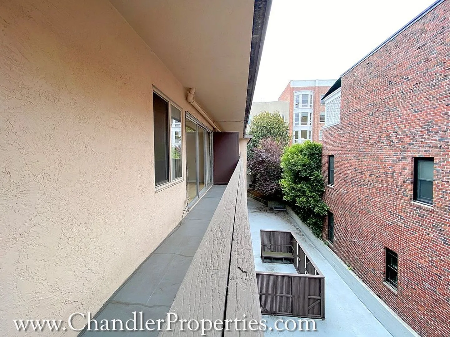 Colony Apartments* — Photo 3