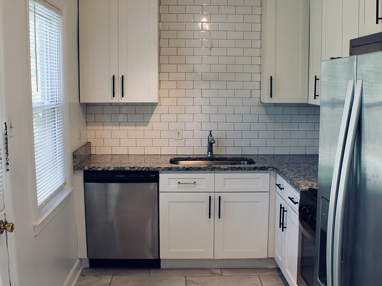 4264 Eastern Cv — Photo 5