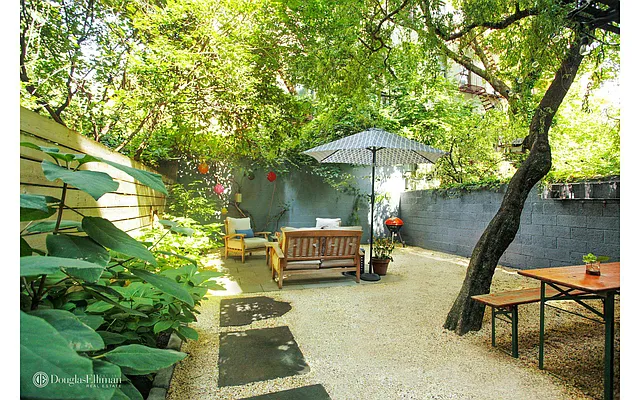 Sold by Douglas Elliman | media 8