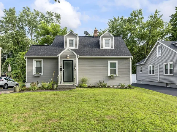 4 Albright Place, Delmar, NY 12054