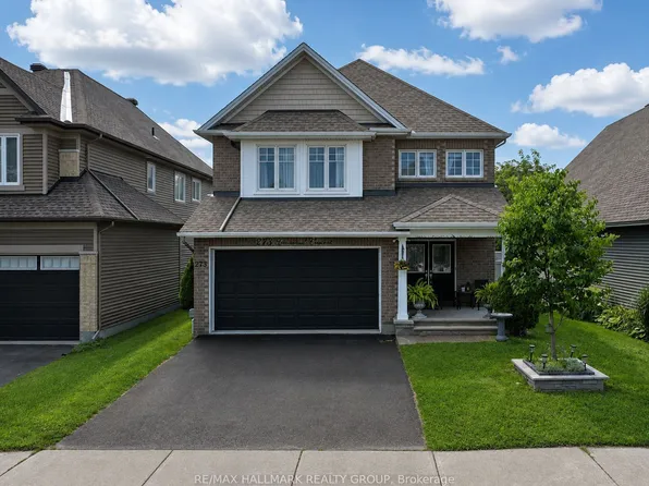 273 Gracewood Cres, Ottawa, ON K1T 0J1