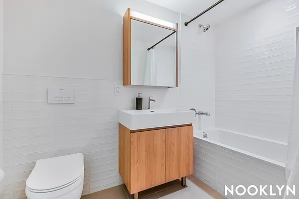 Rented by Nooklyn NYC LLC | media 45