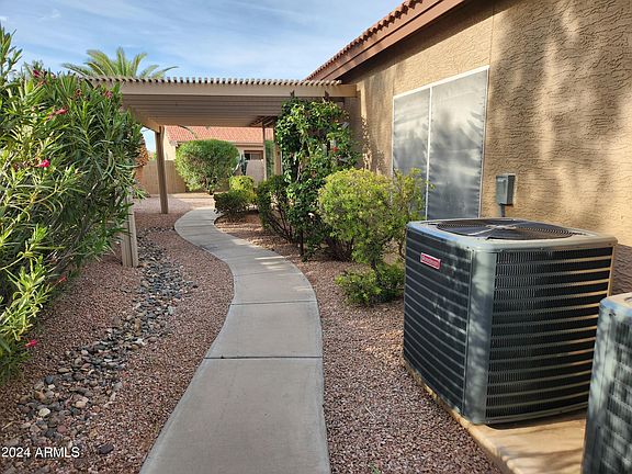 5th image of 26234 S EASTSIDE Drive