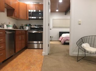 2318 NE 51st St APT 3, Seattle, WA 98105