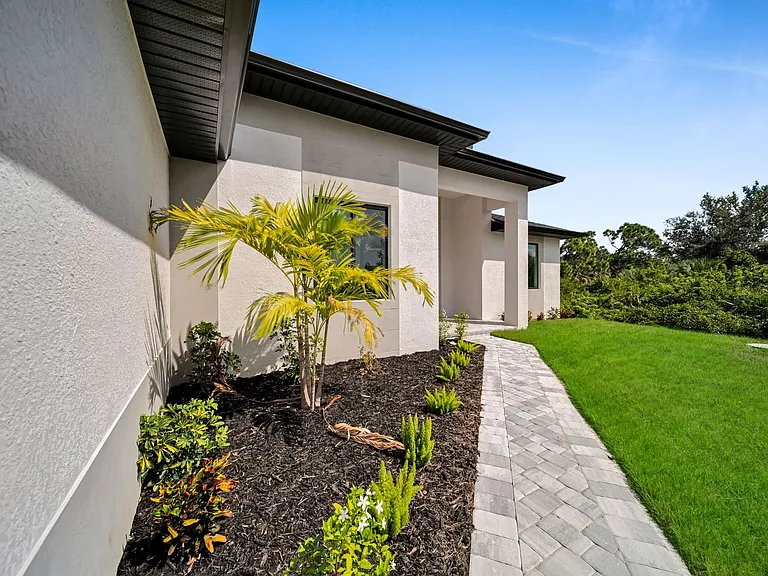14020 Chesswood Ln — Photo 33
