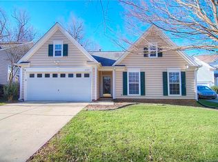 8727 Bodkin Ct, Charlotte, NC 28215