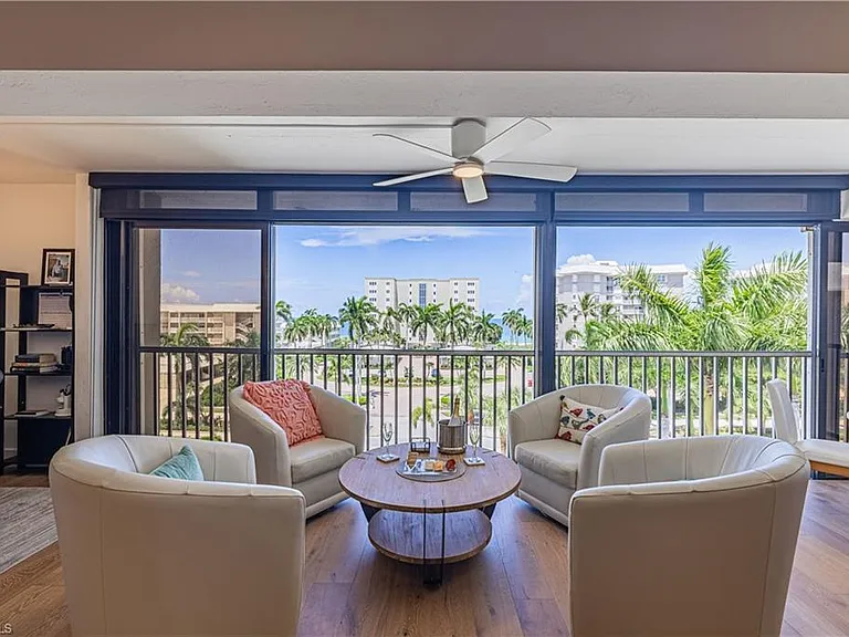 2880 Gulf Shore Blvd N #509 — Photo 12