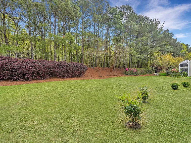 329 Mystic Point Dr — Photo 42