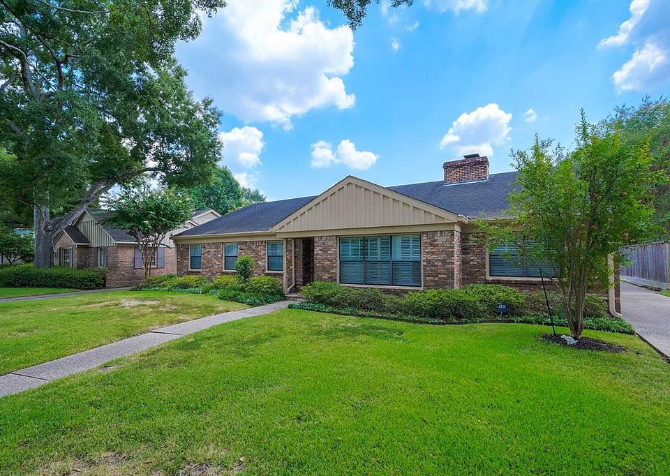 1st image of 6135 Holly Springs Dr