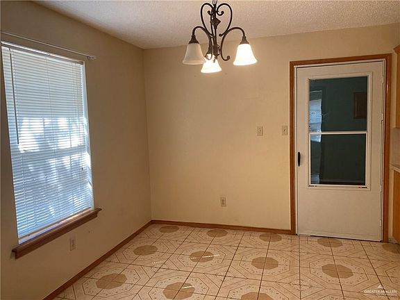 2nd image of 3106 N 41st Ln