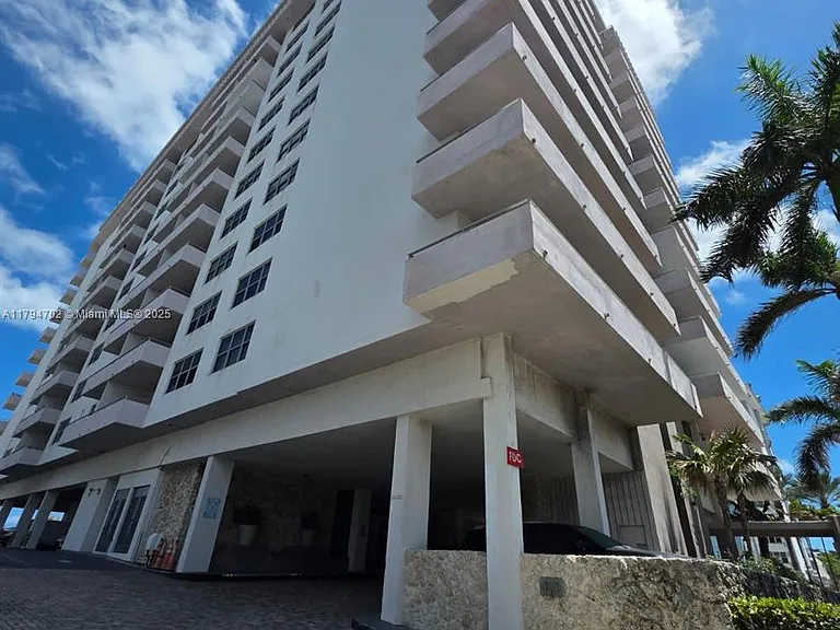 9225 Collins Ave #1409 — Photo 40