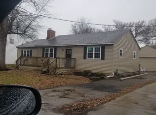 141 Plymouth Rd, Eastlake, OH
