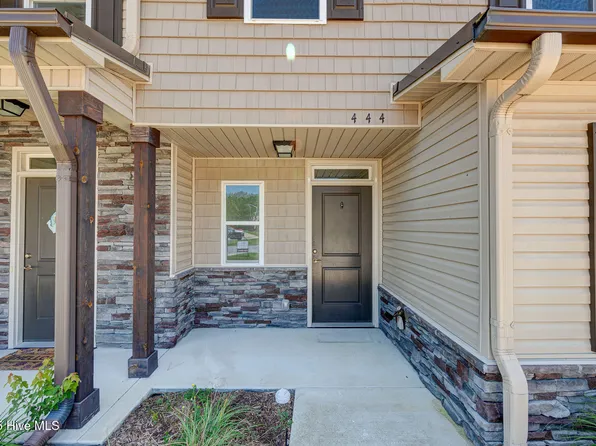 444 Sullivan Loop Road, Midway Park, NC 28544