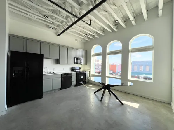 301 N Lbj Dr #203, San Marcos, TX 78666