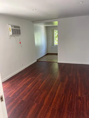 1527 S Shenandoah St #5 Photo 1