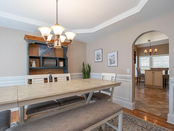 5th image of 19641 Serenity Ln