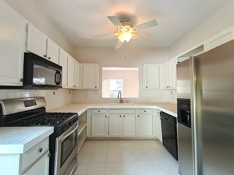 88 Devon Rd — Photo 8