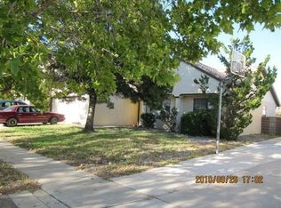 2020 Lakeview Rd SW, Albuquerque, NM 87105